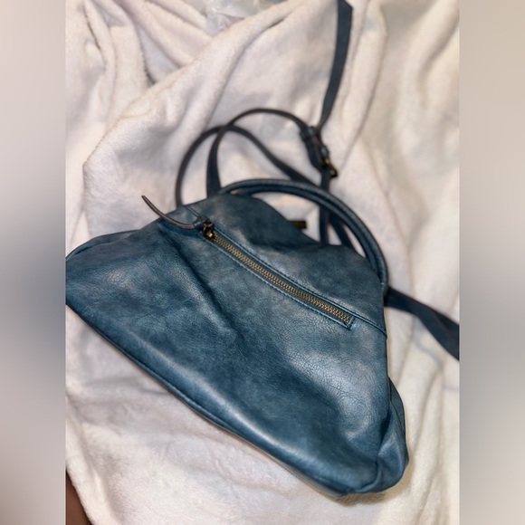 Time and Tru Cross body/handbag. - Picture 1 of 15